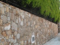 ¿Cuánto cuesta un muro de piedra en Vilagarcía de Arousa?